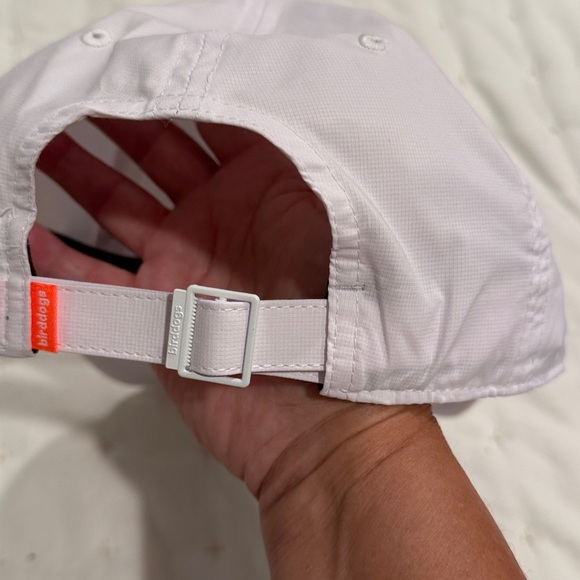 Birddogs White Tech Hat NWOT - Picture 2 of 4
